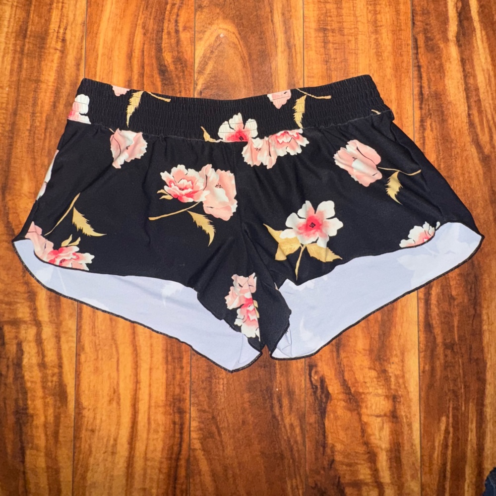 Billabong size 1 juniors swim shorts board shorts black surf floral
